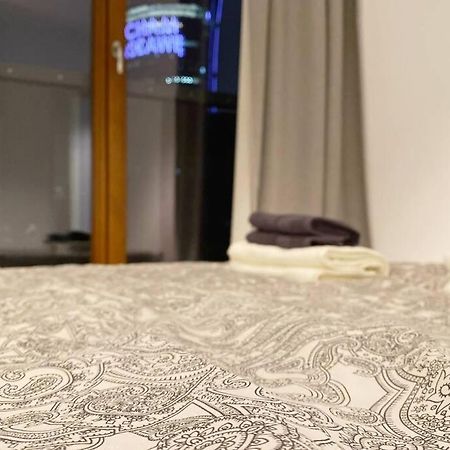 Exclusive 2Br! Apartment Near City Center +Netflix Warszawa Eksteriør bilde