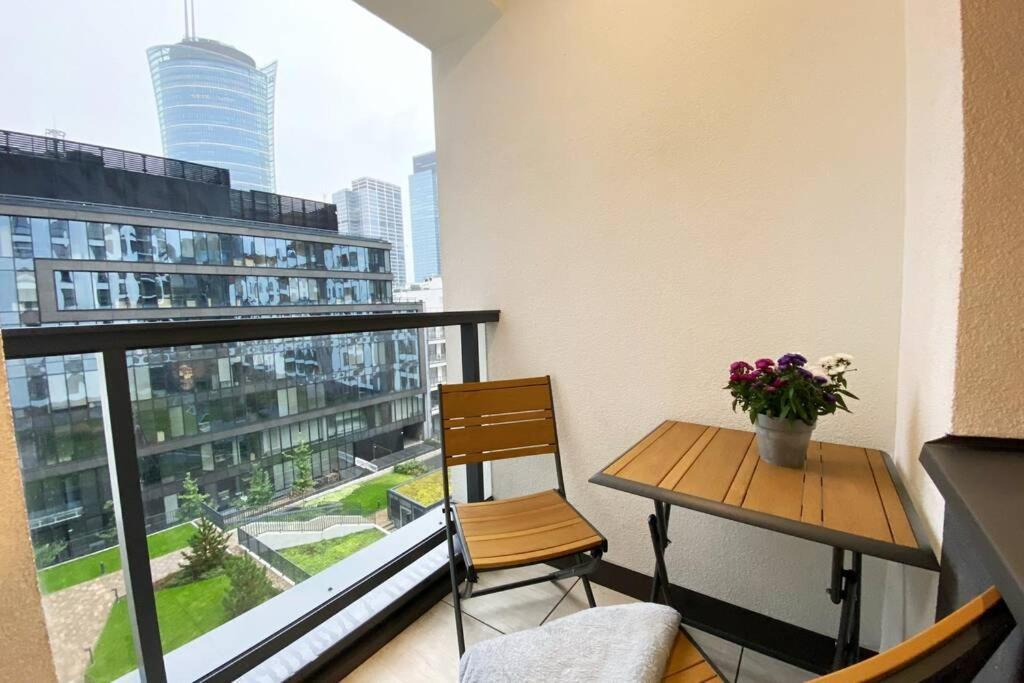 Exclusive 2Br! Apartment Near City Center +Netflix Warszawa Eksteriør bilde